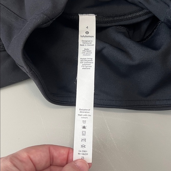 Lululemon Sweat & Repeat Shorts Black Size 4 - Picture 3 of 6